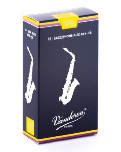 Str. 2 - Vandoren Traditional alto saxophone reeds