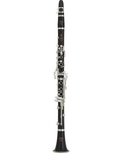 Yamaha custom wooden SEVR Clarinet in A, s/p keys. Dark leather case with case cover