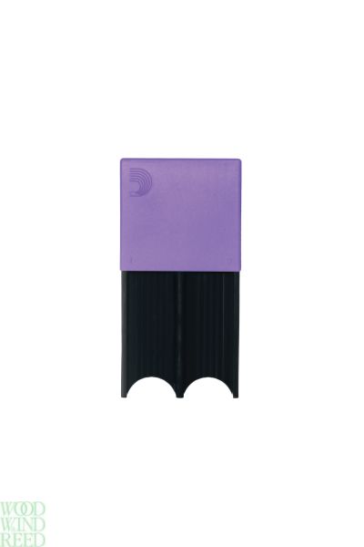 Reed guard D'Addario  large for bass clarinet, tenor & Bari sax 4 reed storage case. Purple.
