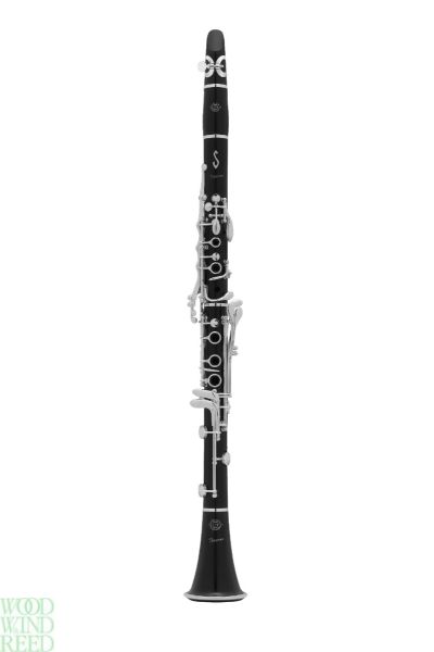 Selmer clarinet in A,  wooden Presence Delta Evo with seles double leather effect finish case, m/p